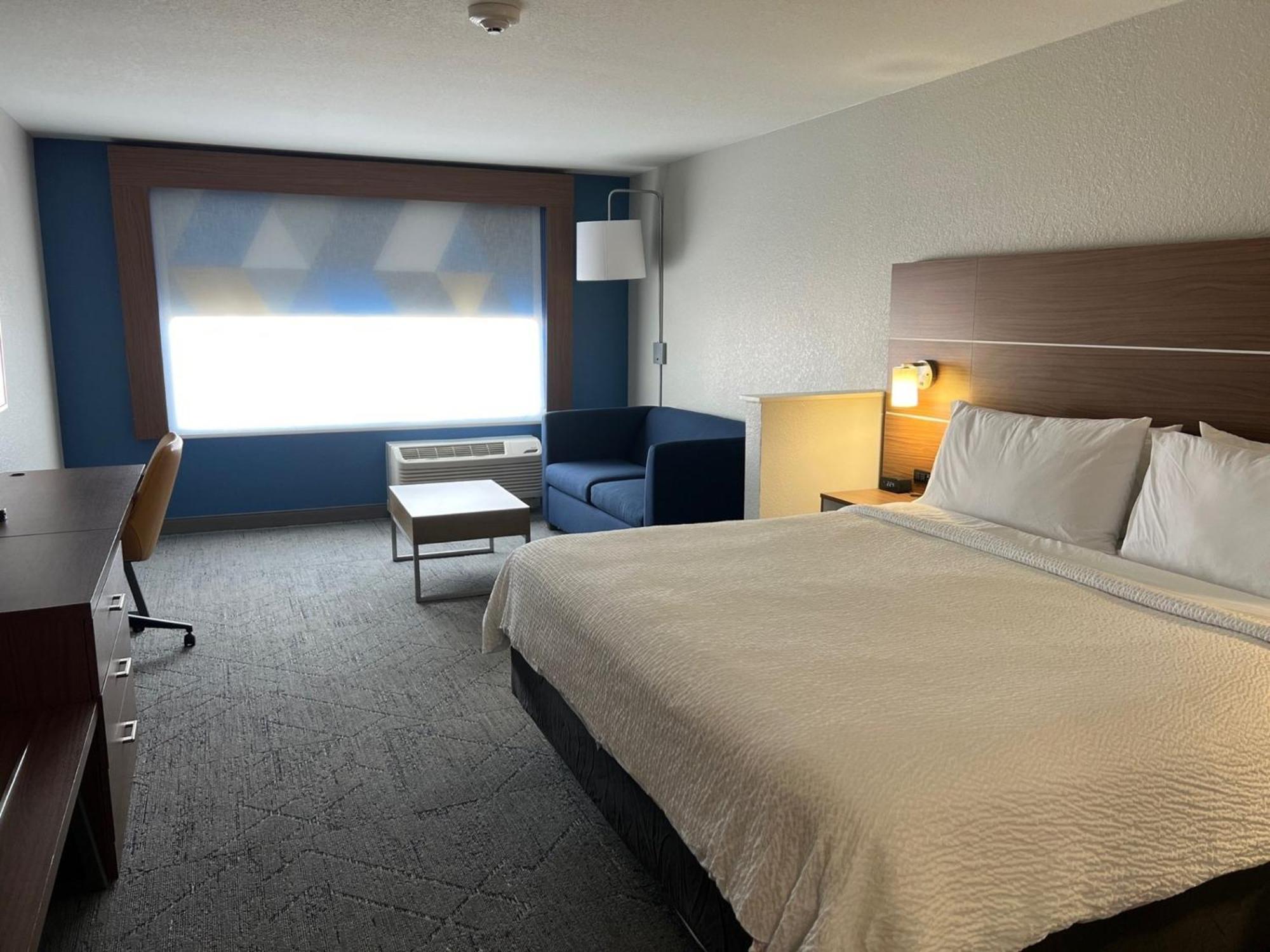 Holiday Inn Express & Suites Moore By Ihg Exterior foto